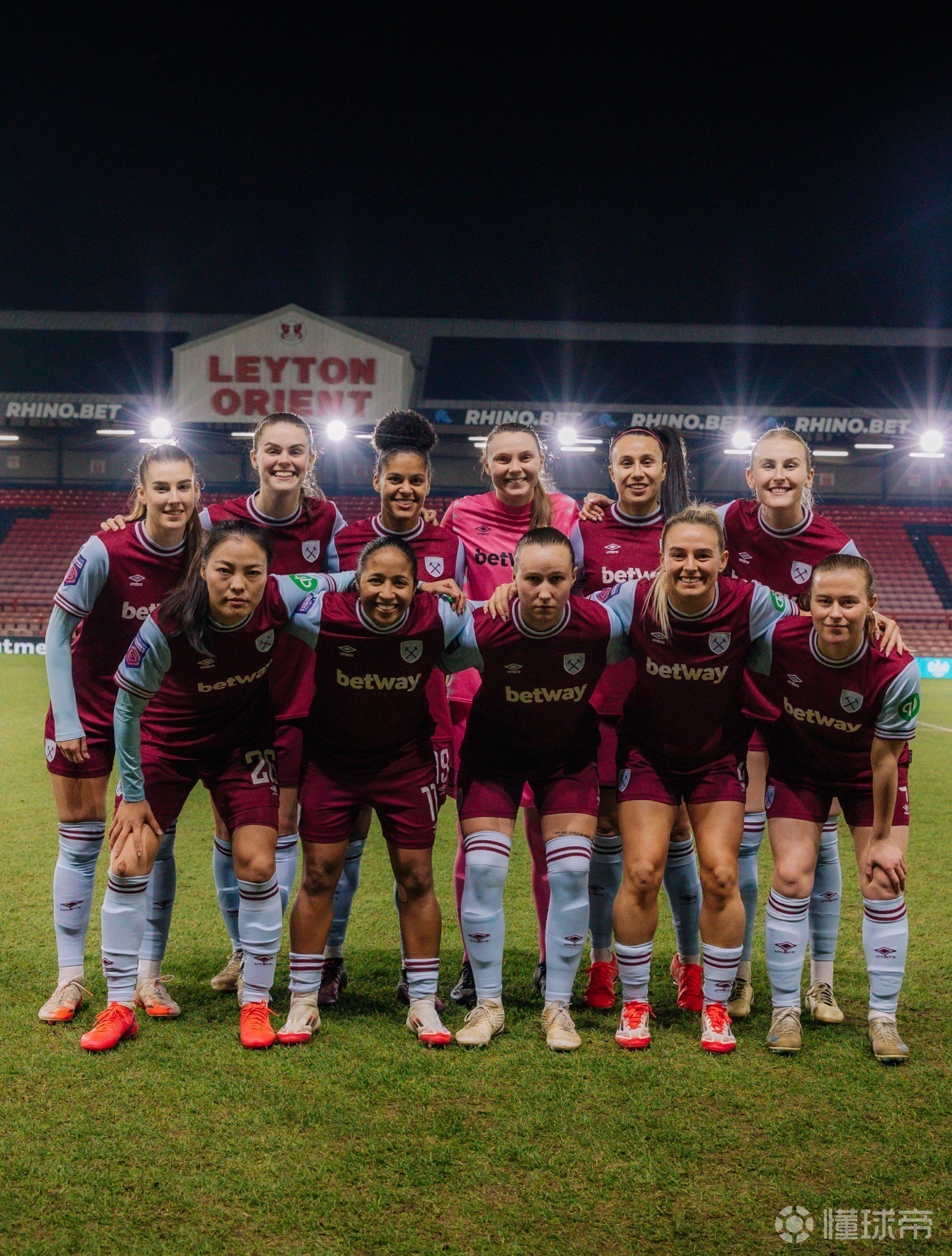 热刺逆转擒胜，争冠希望继续保持